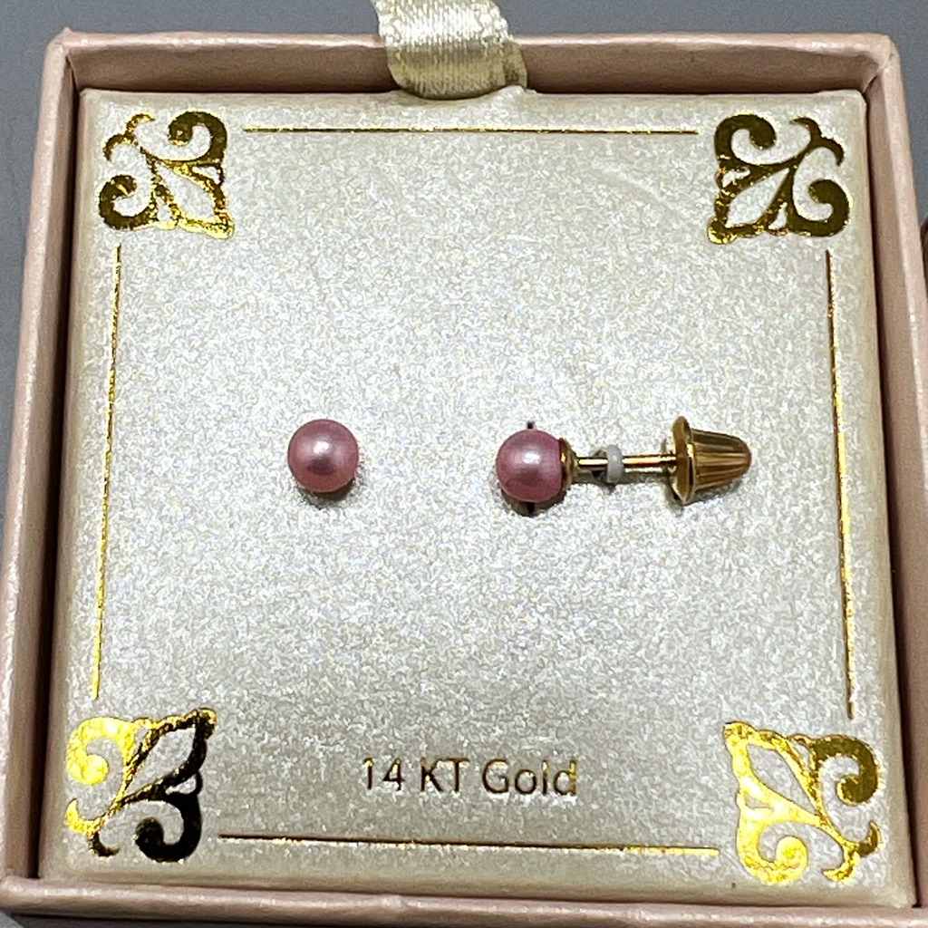 14 Kt Gold Pink Freshwater Pearl Stud Earrings 4mm